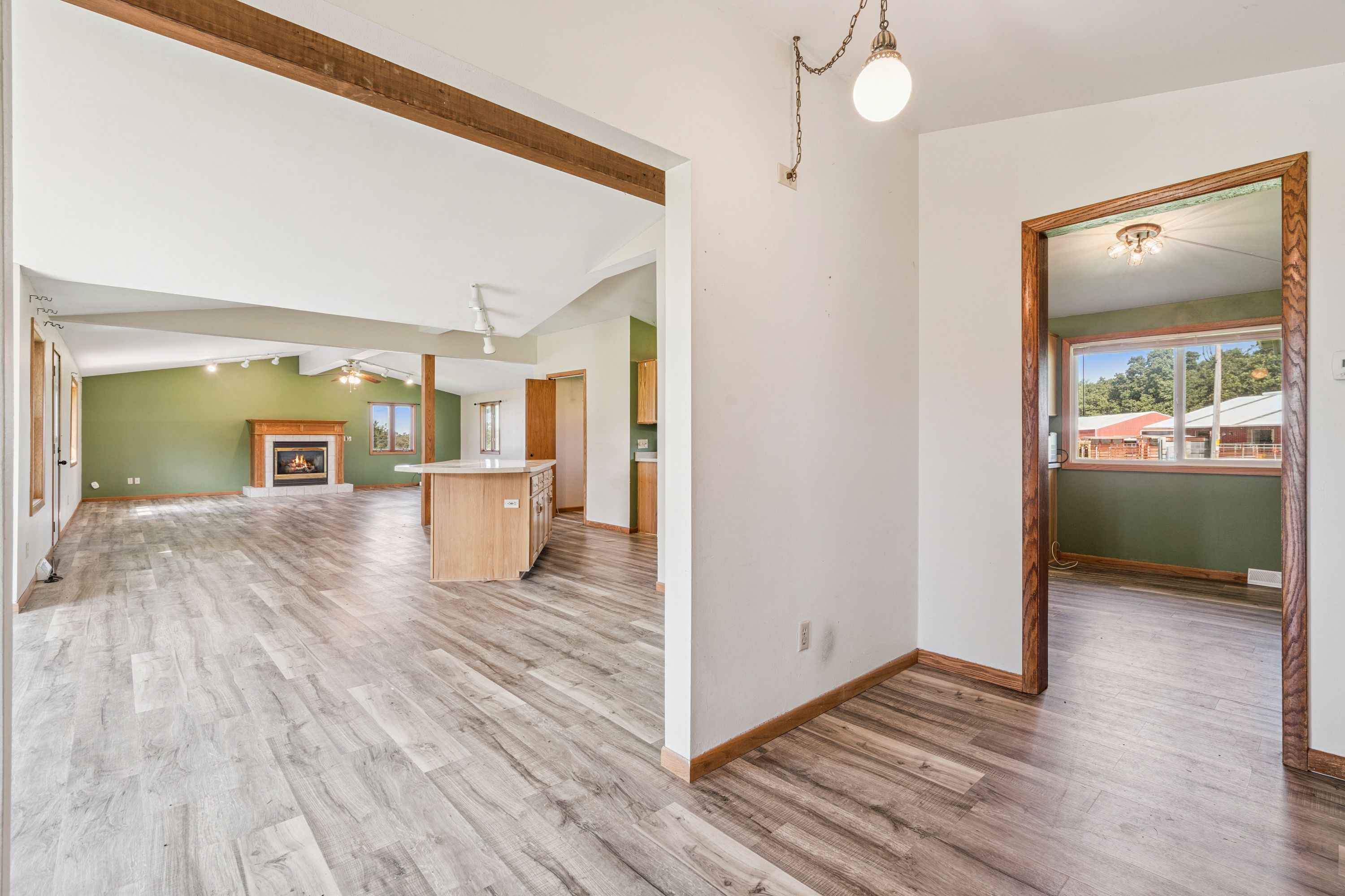Listing Photo: 8707 & 8713 Riverside Road Farm (10)